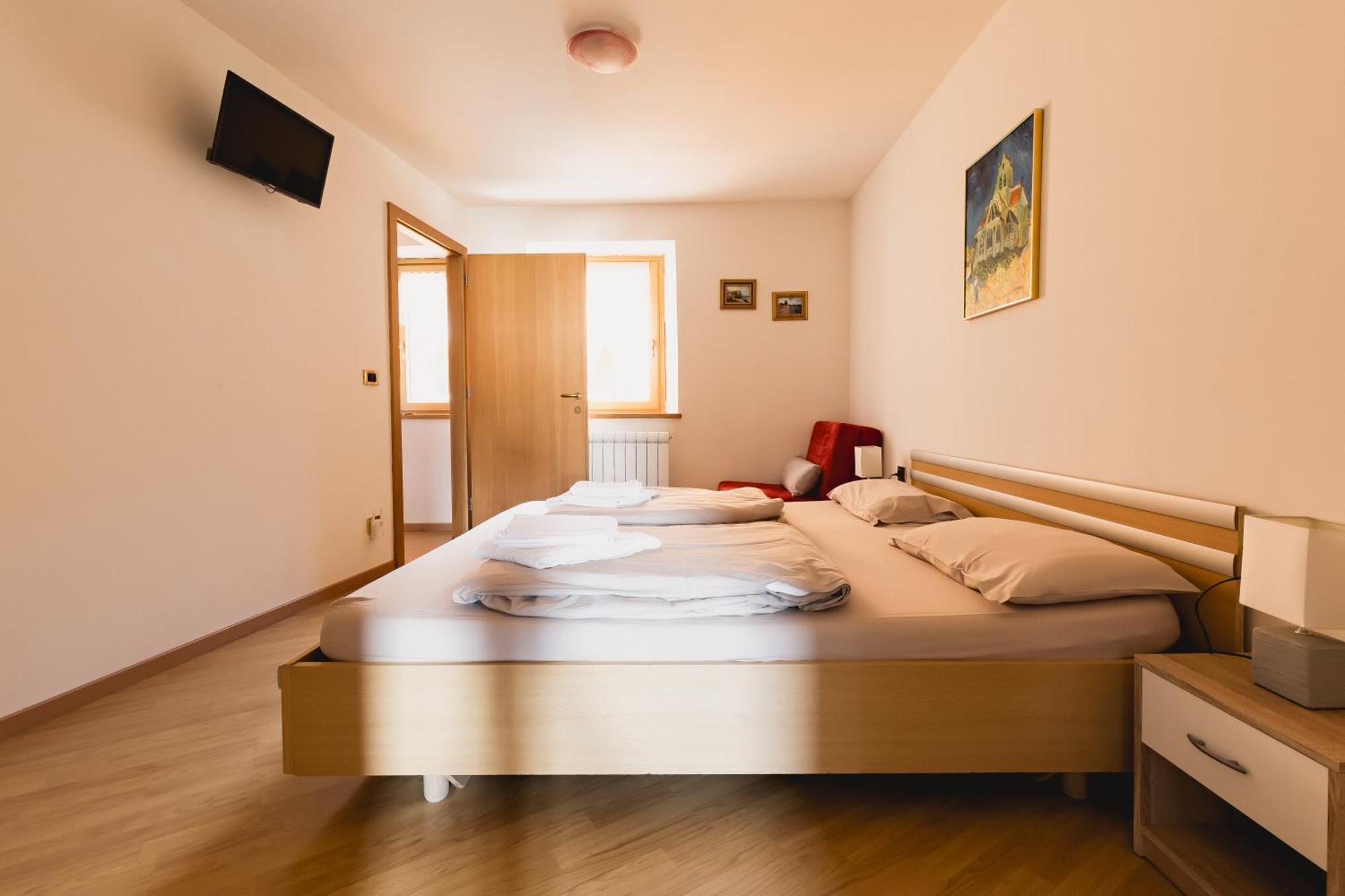 Bergreen Apartments Ossana Rum bild